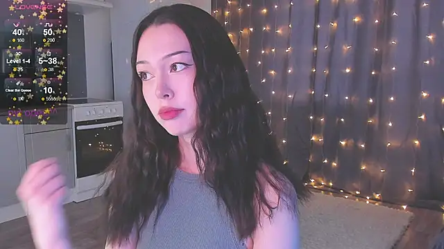 kittenrisha online show from 12/14/25, 08:31