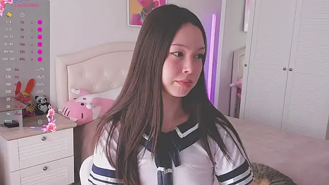 kittenrisha online show from 04/07/26, 07:54