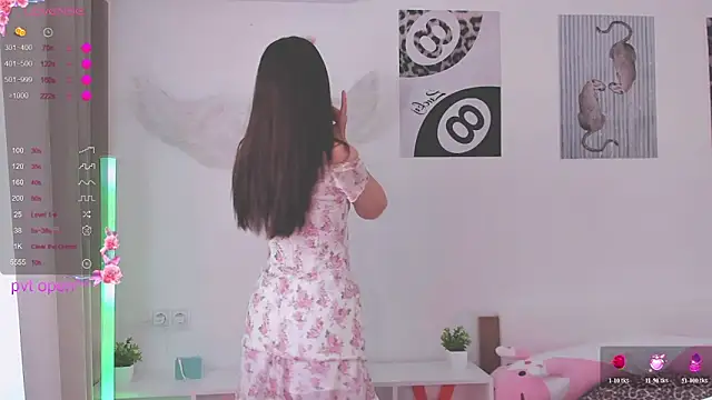 kittenrisha online show from 06/18/26, 04:00