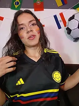 Danni shy online show from 06/17/26, 10:30