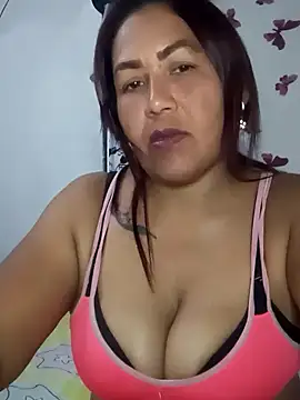 Snapshot of Abigail_BigTits chatting on 03/15/25, 07:38 Abigail BigTits online show from 03/15/25, 07:38