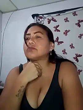 Snapshot of Abigail_BigTits chatting on 03/12/25, 03:57 Abigail BigTits online show from 03/12/25, 03:57