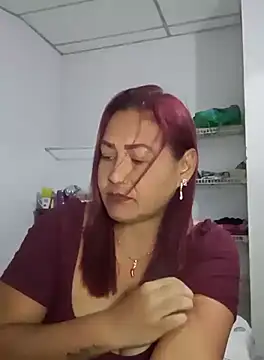 Snapshot of Abigail_BigTits chatting on 09/28/25, 02:51 Abigail BigTits online show from 09/28/25, 02:51