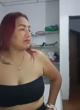 Snapshot of Abigail_BigTits chatting on 10/04/25, 03:41 Abigail BigTits online show from 10/04/25, 03:41