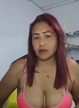 Snapshot of Abigail_BigTits chatting on 09/27/25, 03:23 Abigail BigTits online show from 09/27/25, 03:23