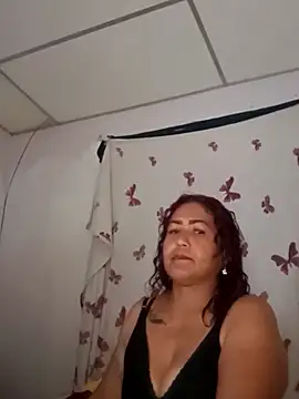 Snapshot of Abigail_BigTits chatting on 01/14/25, 04:04 Abigail BigTits online show from 01/14/25, 04:04