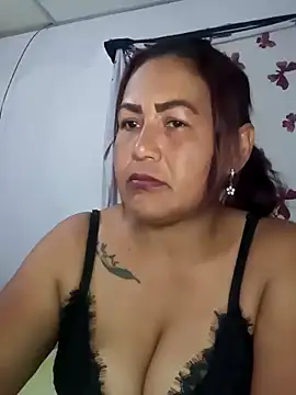 Snapshot of Abigail_BigTits chatting on 03/18/25, 02:18 Abigail BigTits online show from 03/18/25, 02:18