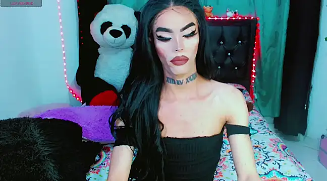 Snapshot of Alextwink chatting on 02/19/25, 02:33 Alextwink online show from 02/19/25, 02:33