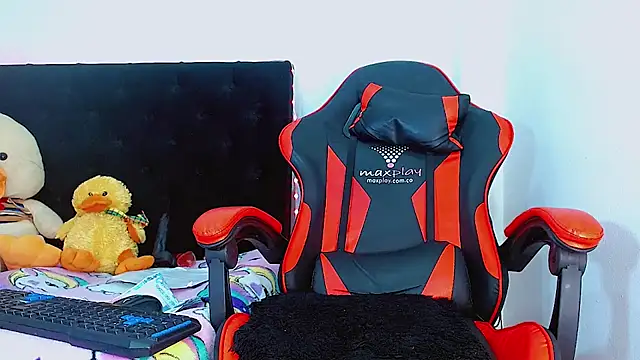 Alextwink online show from 10/22/25, 10:30