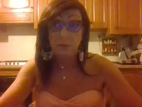 Snapshot of Tiabet chatting on 09/09/25, 08:18 Tiabet online show from 09/09/25, 08:18