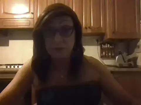 Snapshot of Tiabet chatting on 09/24/25, 08:48 Tiabet online show from 09/24/25, 08:48