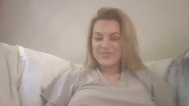 Gigi-Honey online show from 11/22/25, 03:11