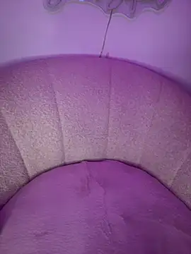 sofiaklf69  online show from 12/02/25, 09:16