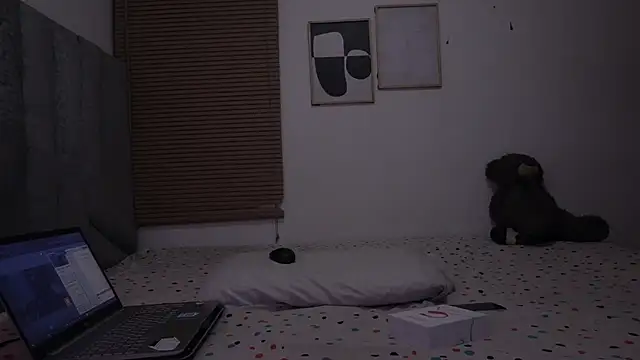 womantall99 online show from 03/23/26, 01:00