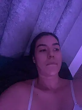 womantall99 online show from 10/10/25, 02:56