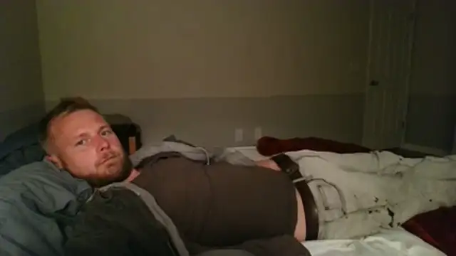 bjay1210 online show from 12/21/25, 04:47