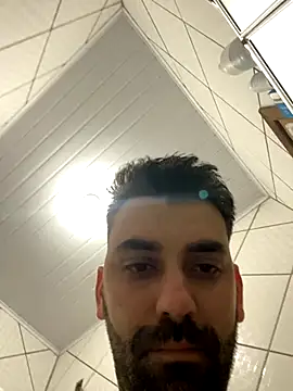 Snapshot of biel_96 chatting on 10/29/25, 03:49 biel 96 online show from 10/29/25, 03:49