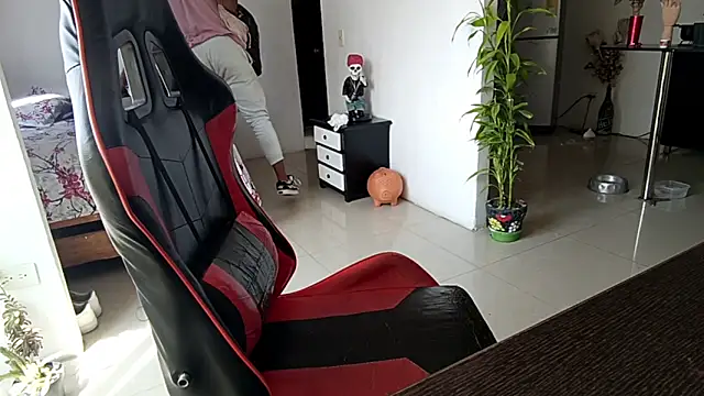 Adam Valenciia online show from 03/25/26, 07:35