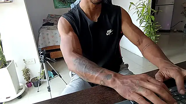 Adam Valenciia online show from 02/14/26, 05:02