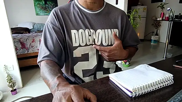 Adam Valenciia online show from 03/11/26, 05:51