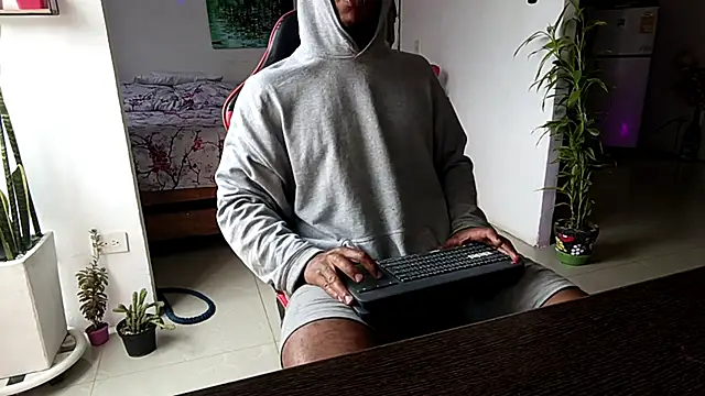 Adam Valenciia online show from 03/18/26, 03:13