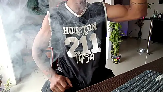 Adam Valenciia online show from 02/13/26, 02:28