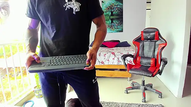 Adam Valenciia online show from 10/10/25, 05:03