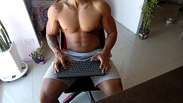 Adam Valenciia online show from 12/15/25, 02:34