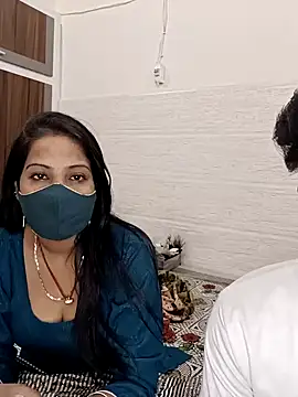 Snapshot of Best-Couple chatting on 03/12/25, 11:54 Best-Couple online show from 03/12/25, 11:54