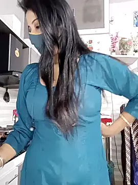 Best-Couple online show from 11/18/25, 02:59