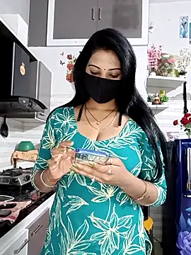 Best-Couple online show from 04/17/26, 03:20