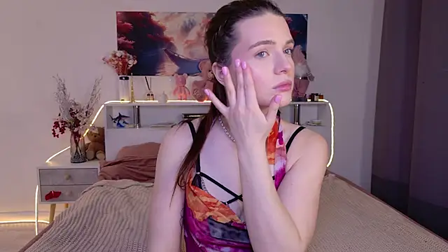 Nellie Medina online show from 03/20/26, 05:14