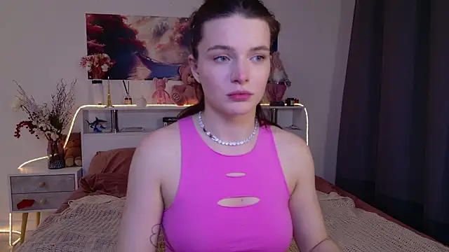 Nellie Medina online show from 03/26/26, 08:29