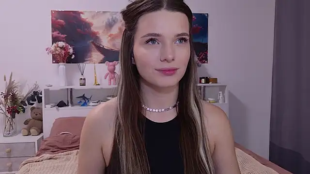 Nellie Medina online show from 11/19/25, 04:40