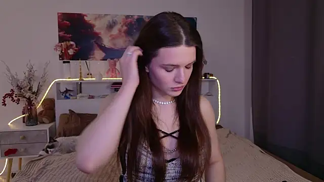 Nellie Medina online show from 03/30/26, 07:26