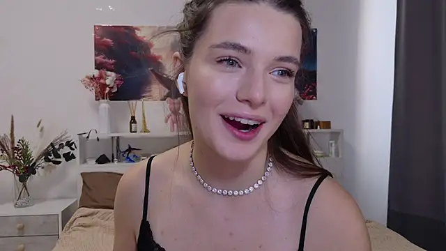 Nellie Medina online show from 11/07/25, 09:25