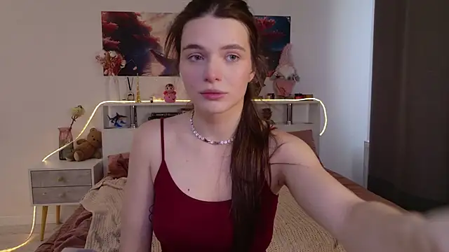 Nellie Medina online show from 07/15/26, 03:30