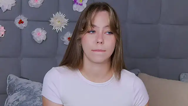 TheEmma online show from 09/26/25, 06:42