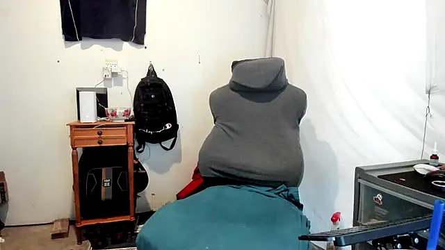 JamesMichael88 online show from 03/21/25, 07:13