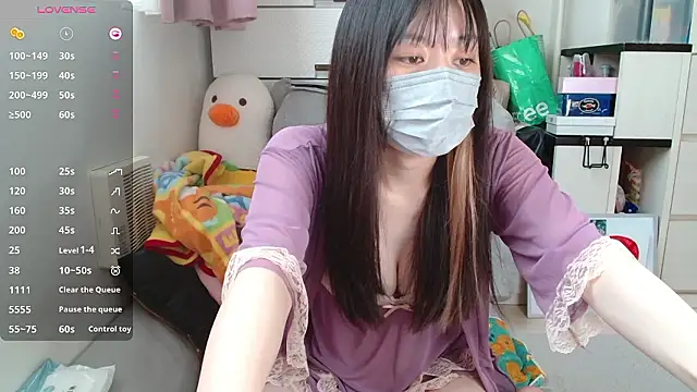 Snapshot of pipimi_khaos chatting on 09/10/25, 12:20 pipimi khaos online show from 09/10/25, 12:20