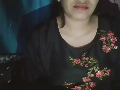 Snapshot of Hot-shanvi chatting on 10/13/25, 05:36 Hot-shanvi online show from 10/13/25, 05:36