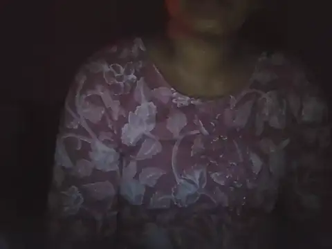 Snapshot of Hot-shanvi chatting on 10/01/25, 05:28 Hot-shanvi online show from 10/01/25, 05:28