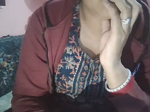 Hot-shanvi online show from 11/13/25, 11:58