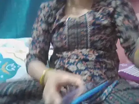 Snapshot of Hot-shanvi chatting on 03/22/25, 04:15 Hot-shanvi online show from 03/22/25, 04:15