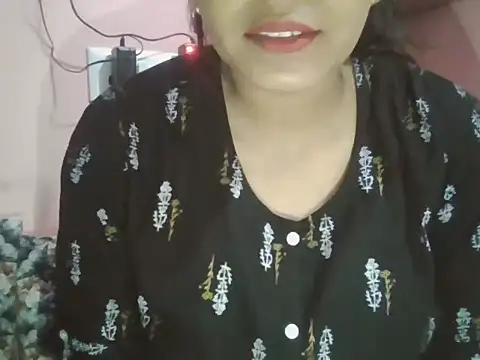 Hot-shanvi online show from 10/27/25, 11:49