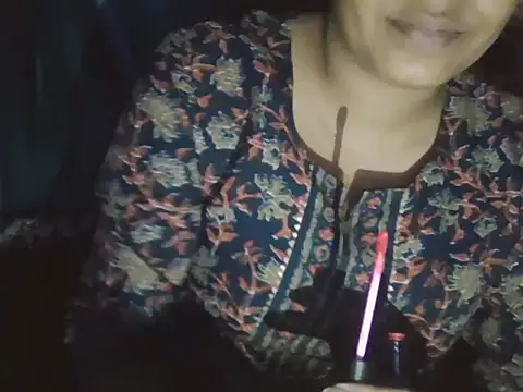 Snapshot of Hot-shanvi chatting on 10/04/25, 04:30 Hot-shanvi online show from 10/04/25, 04:30