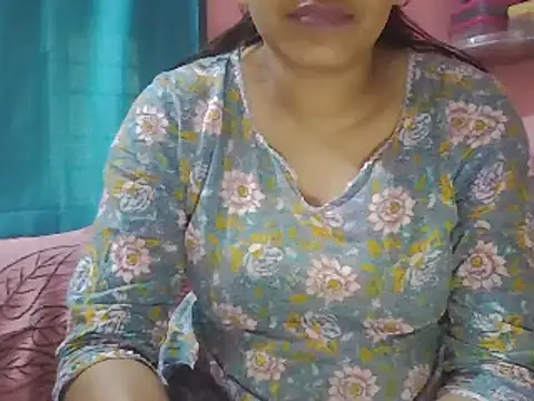Snapshot of Hot-shanvi chatting on 03/20/25, 11:38 Hot-shanvi online show from 03/20/25, 11:38