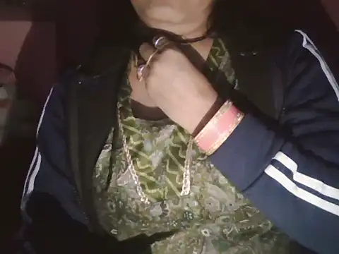 Hot-shanvi online show from 01/07/26, 04:34