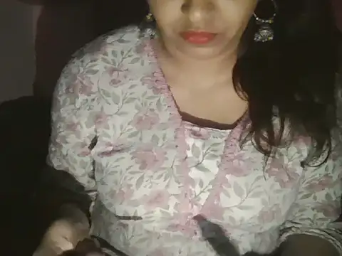 Snapshot of Hot-shanvi chatting on 04/30/26, 11:42 Hot-shanvi online show from 04/30/26, 11:42