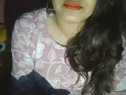 Snapshot of Hot-shanvi chatting on 04/28/26, 04:22 Hot-shanvi online show from 04/28/26, 04:22